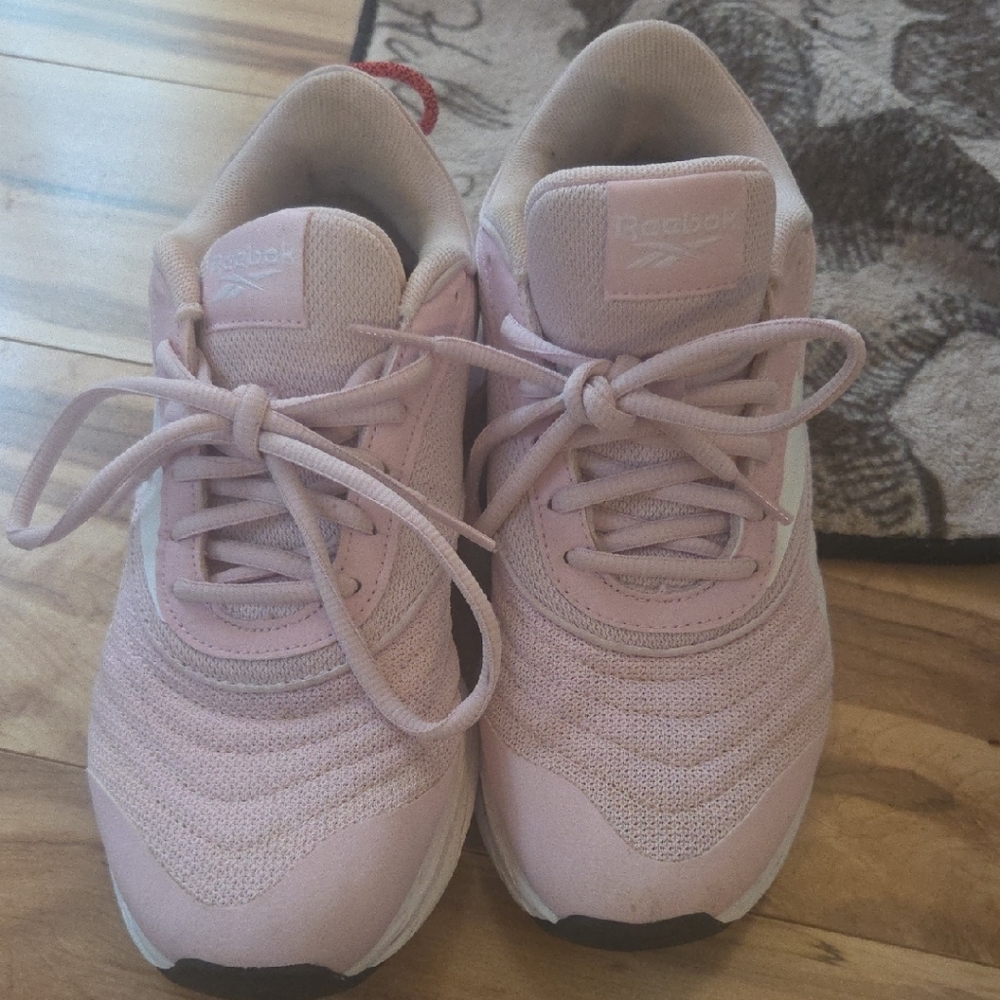 Reebok Women's Soft Pink Sneakers